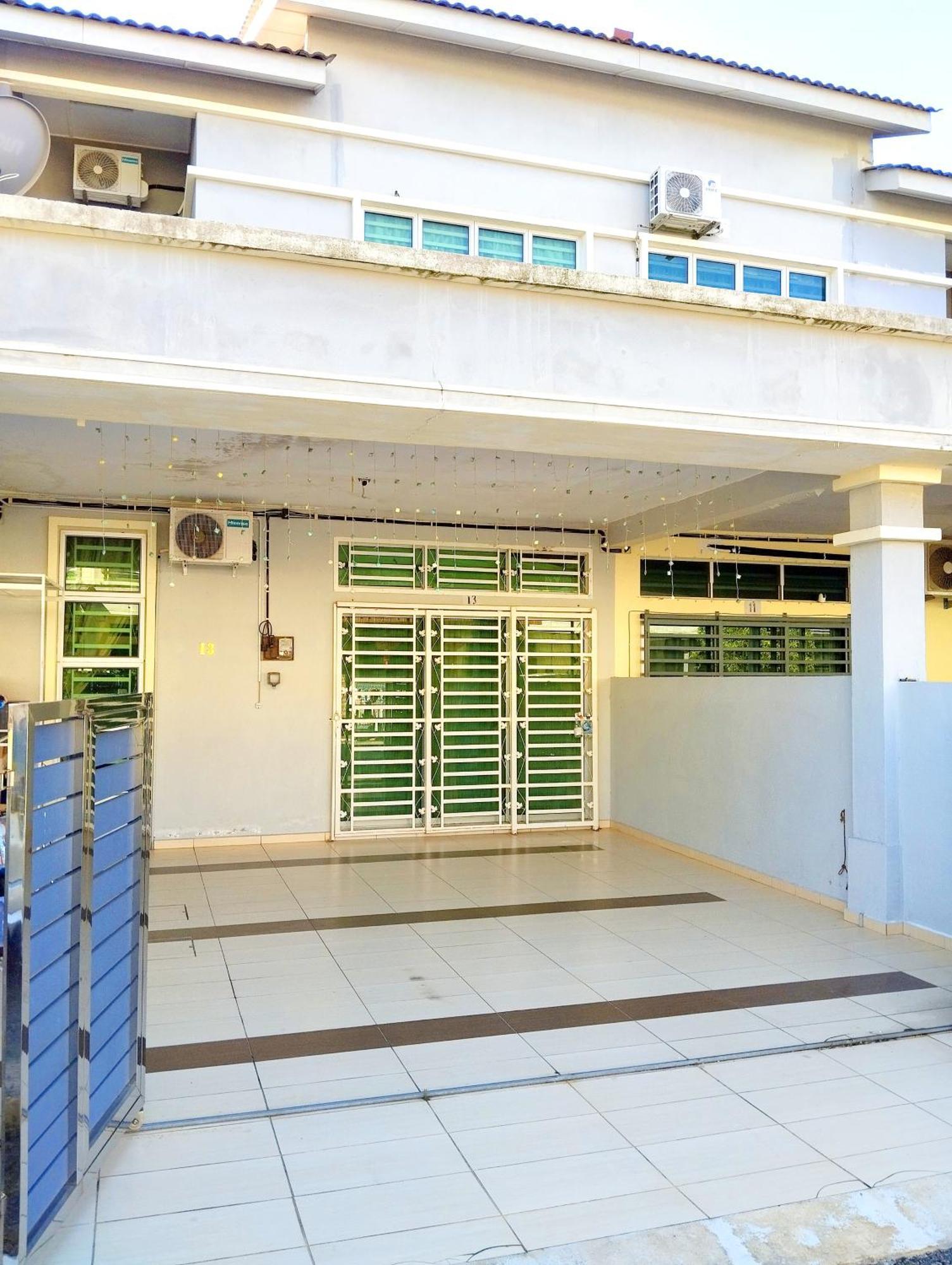 Cosy Casa Hana 4Br 3B Kuantan Exterior foto